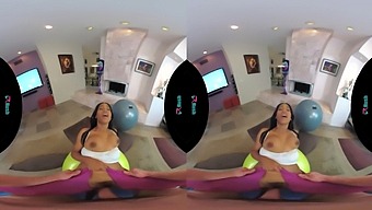 Jenna Foxx Receives Doggy Style Penetration While Wearing Yoga Pants